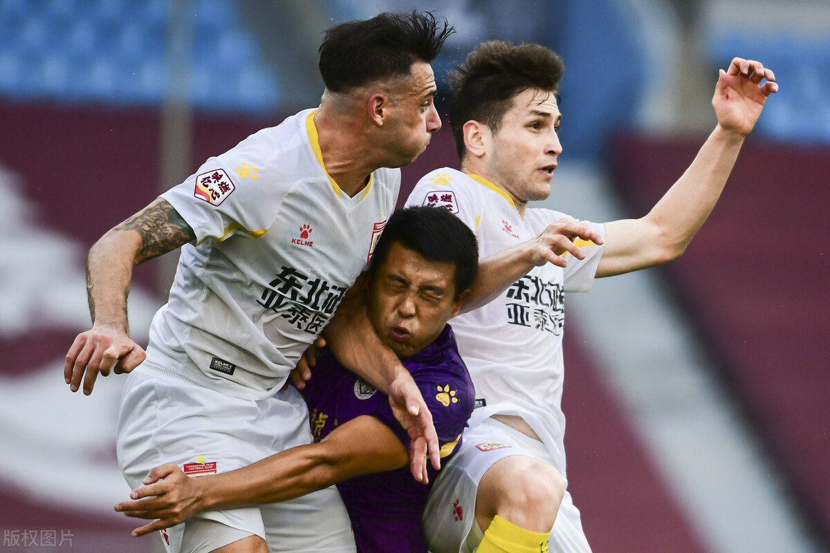 西汉姆训练开放日，关键时刻刷新队史纪录引欢呼，NBA总决赛在即，轮换策略成焦点的简单介绍