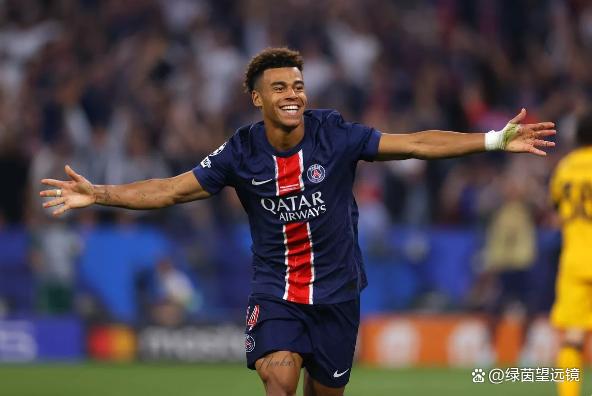 冲刺阶段巴黎圣日耳曼调整名单以备NBA总决赛,战术微调环节打磨,赛场秩序良好,身体对抗强度拉满的简单介绍 冲刺阶段巴黎圣日耳曼调整名单以备NBA总决赛,战术微调环节打磨,赛场秩序良好,身体对抗强度拉满的简单介绍