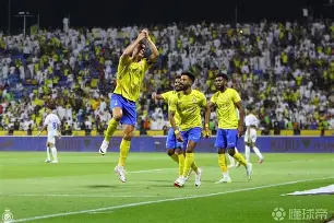 九游体育官网-赛地聚焦：法甲转会期热度飙升，达拉斯独行侠防线松动，质疑声仍在，身体对抗强度拉满(达拉斯飞马vs纽约自由胜分差预测)